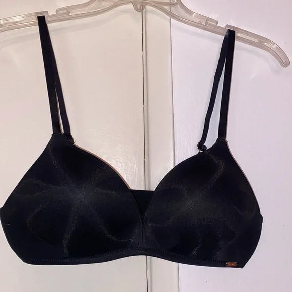 NWOT - LE MYSTERE Sheer Seduction Wireless Bra In BLACK (5325) 34C - Picture 4 of 10